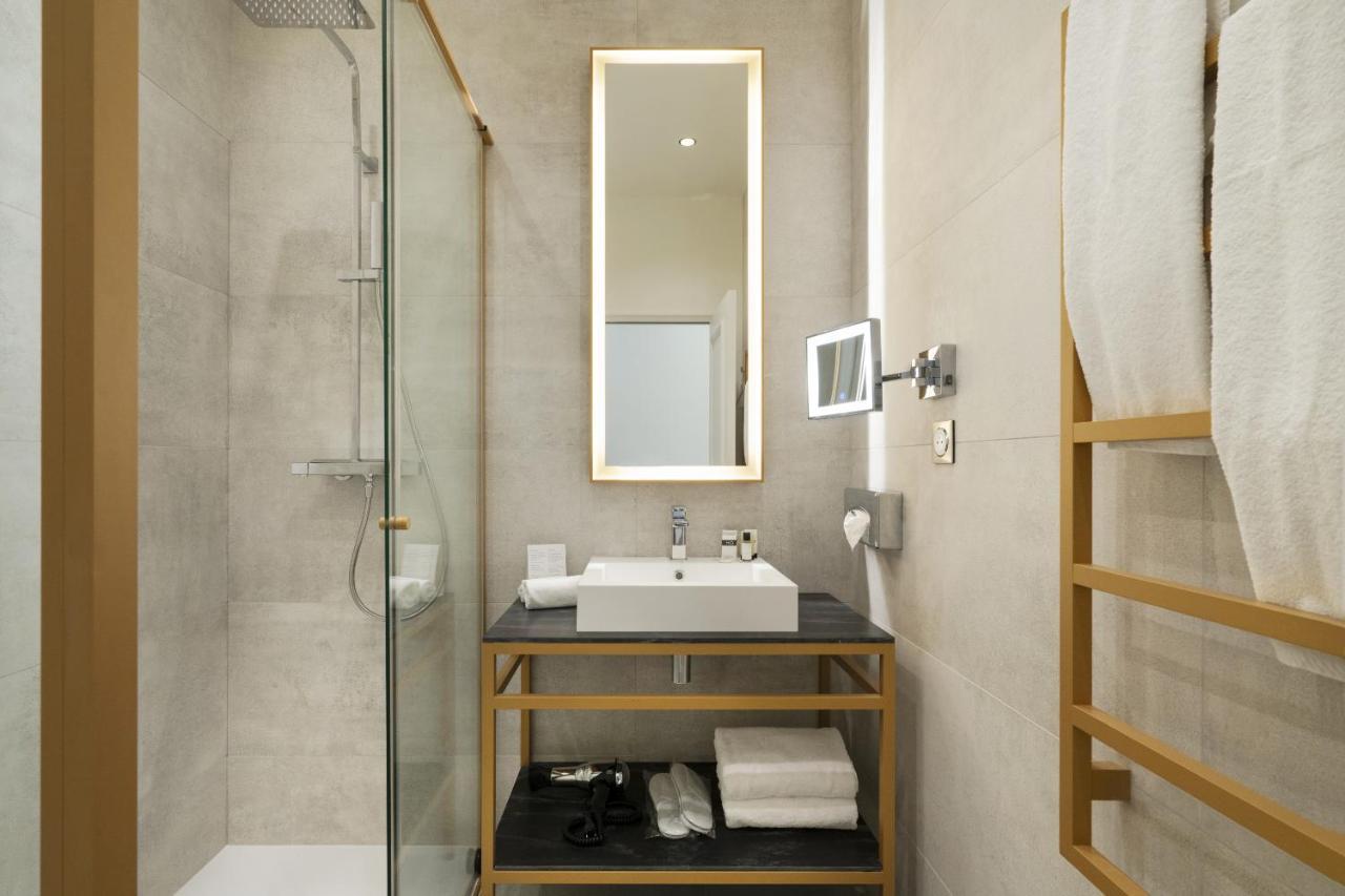 Vestay Montaigne Paris Room photo